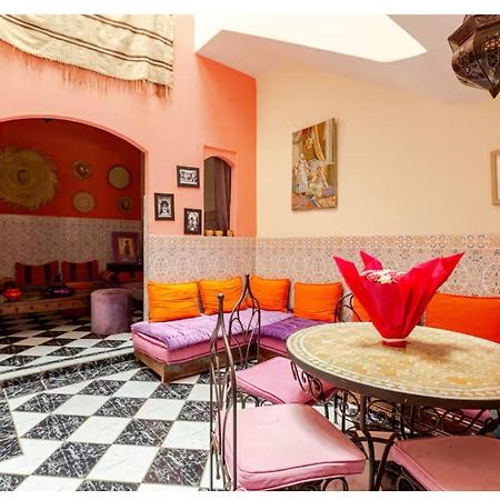Maison Riad Traditionnel Idealement Situe A Marrakech 마라케시 외부 사진