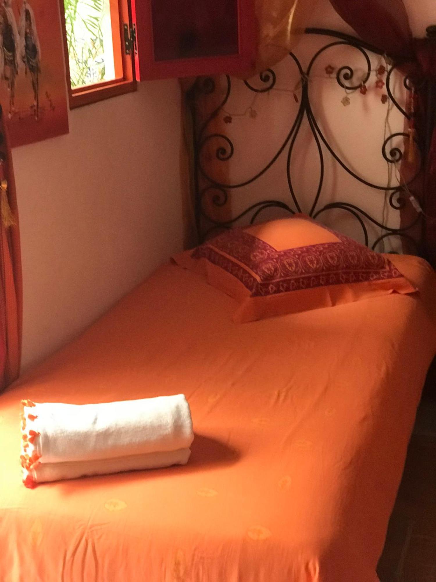 Maison Riad Traditionnel Idealement Situe A Marrakech 마라케시 외부 사진